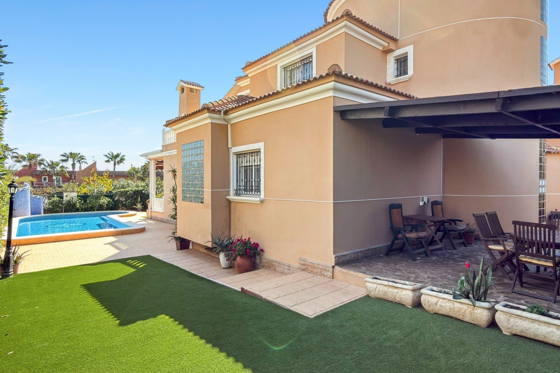 Resale - Villa - Torrevieja - Torrelamata - La Mata