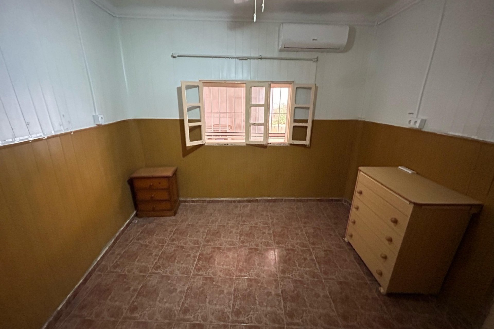 Resale - Villa - Torrevieja - Torrevieja Centro