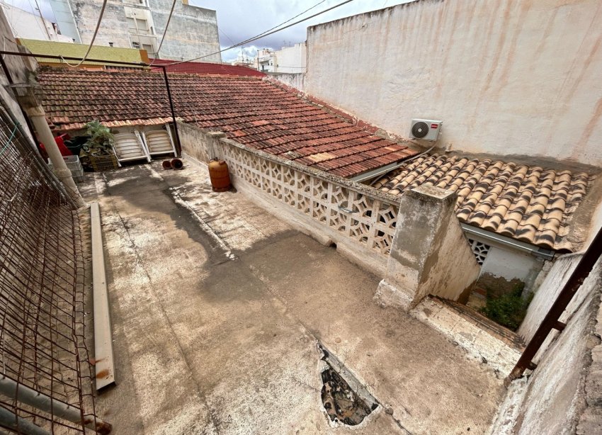 Resale - Villa - Torrevieja - Torrevieja Centro