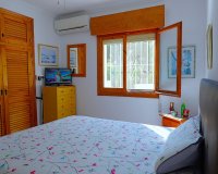 Resale - Villa - Torrevieja - Urbanización San Luis