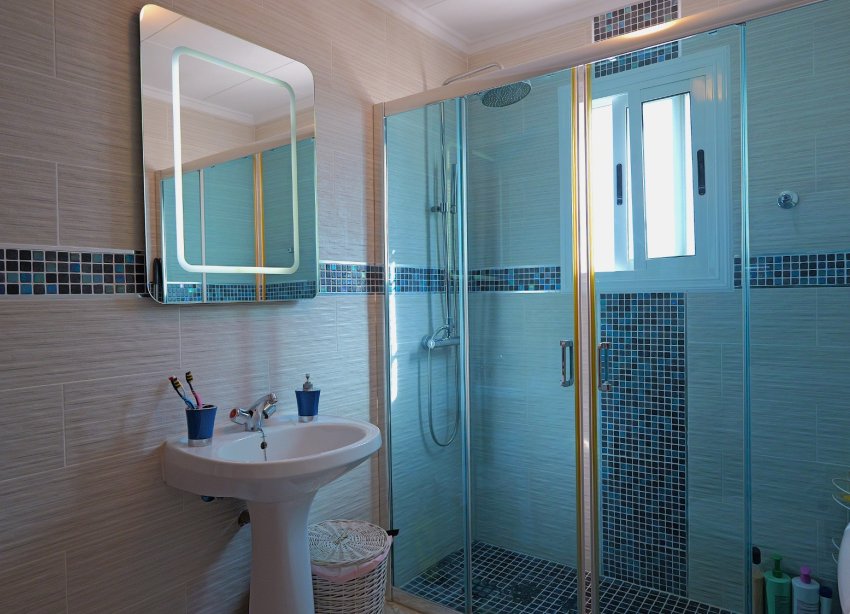 Resale - Villa - Torrevieja - Urbanización San Luis