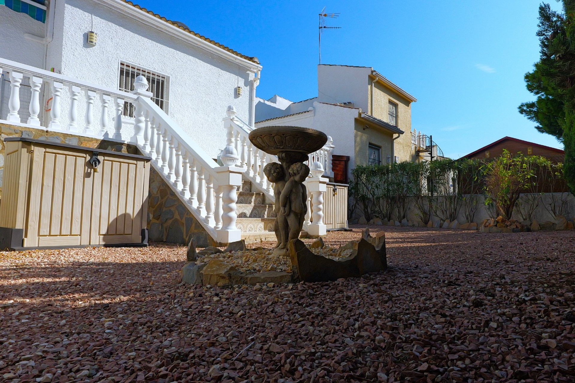 Resale - Villa - Torrevieja - Urbanización San Luis