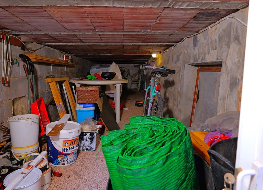 Resale - Villa - Torrevieja - Urbanización San Luis