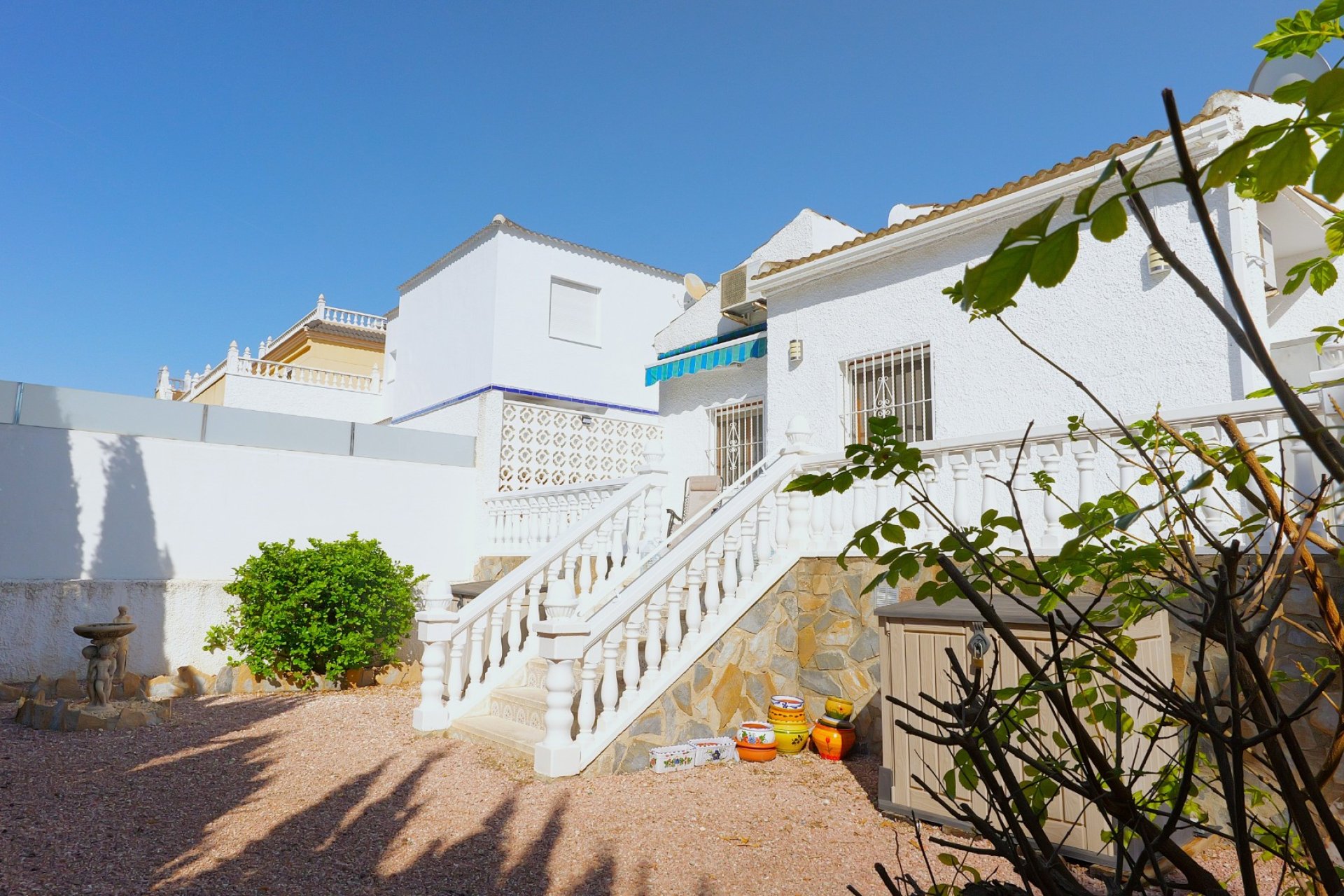 Resale - Villa - Torrevieja - Urbanización San Luis