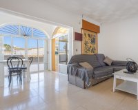Resale - Villa - Torrevieja - Urbanización San Luis