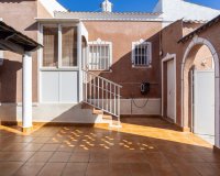 Resale - Villa - Torrevieja - Urbanización San Luis