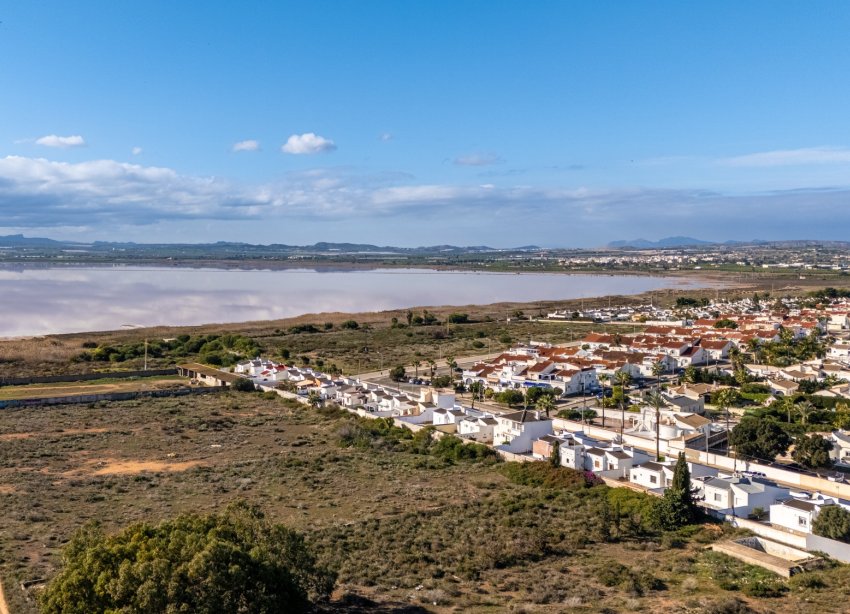 Resale - Villa - Torrevieja - Urbanización San Luis