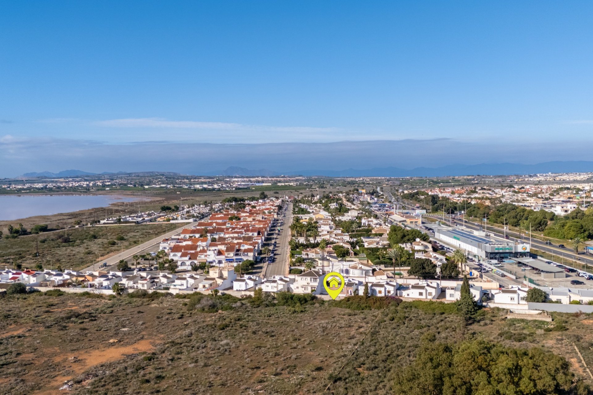Resale - Villa - Torrevieja - Urbanización San Luis