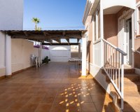 Resale - Villa - Torrevieja - Urbanización San Luis