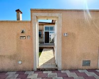 Resale - - VILLA - Torrevieja - Urbanización San Luis