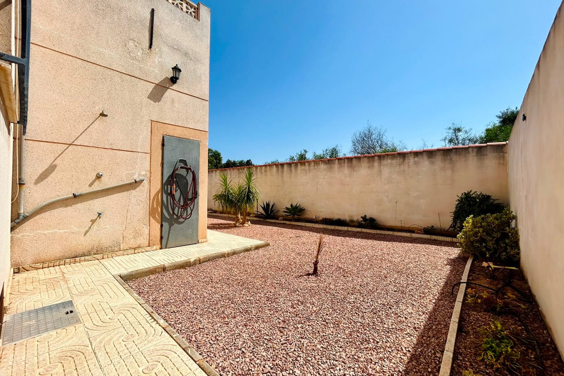 Resale - - VILLA - Torrevieja - Urbanización San Luis