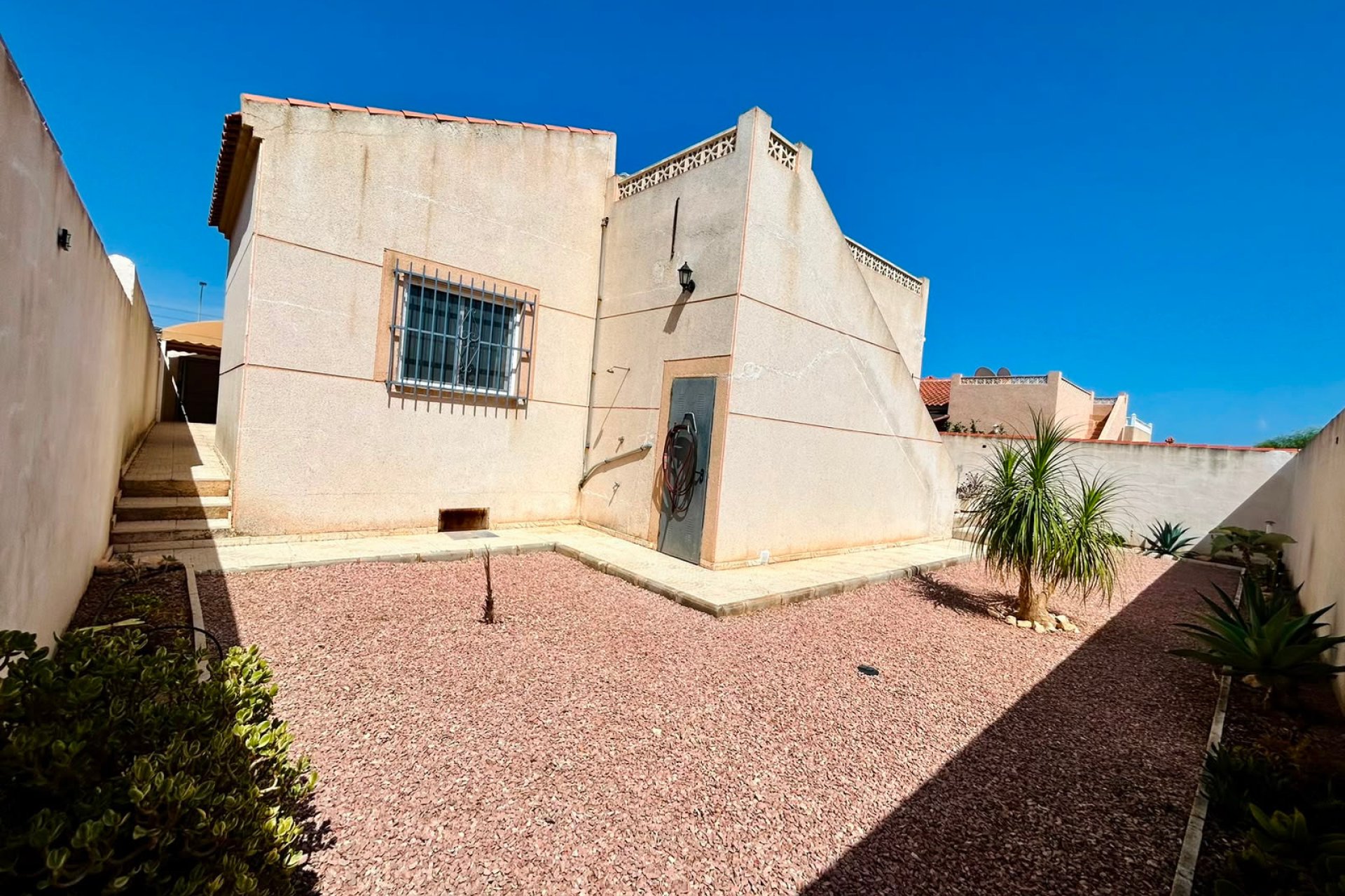 Resale - - VILLA - Torrevieja - Urbanización San Luis