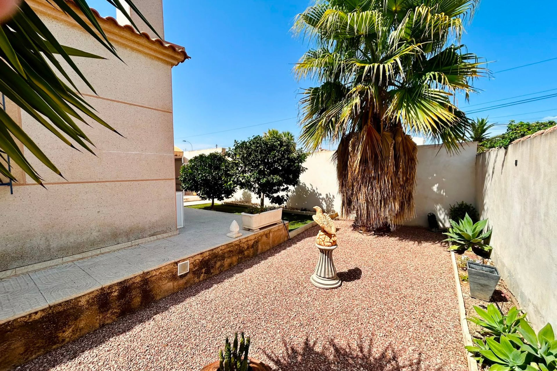 Resale - - VILLA - Torrevieja - Urbanización San Luis