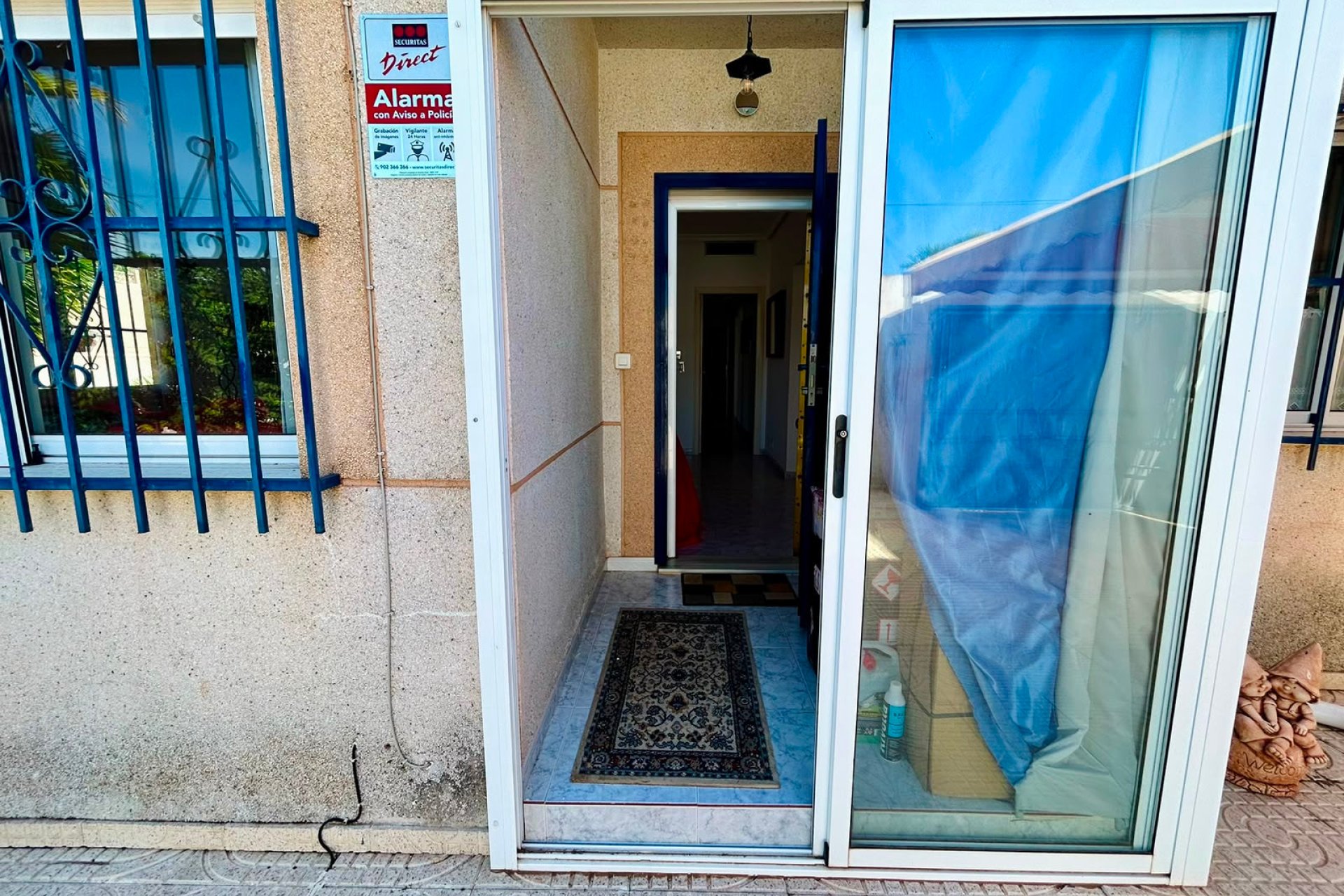 Resale - - VILLA - Torrevieja - Urbanización San Luis