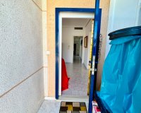 Resale - - VILLA - Torrevieja - Urbanización San Luis