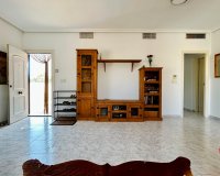 Resale - - VILLA - Torrevieja - Urbanización San Luis