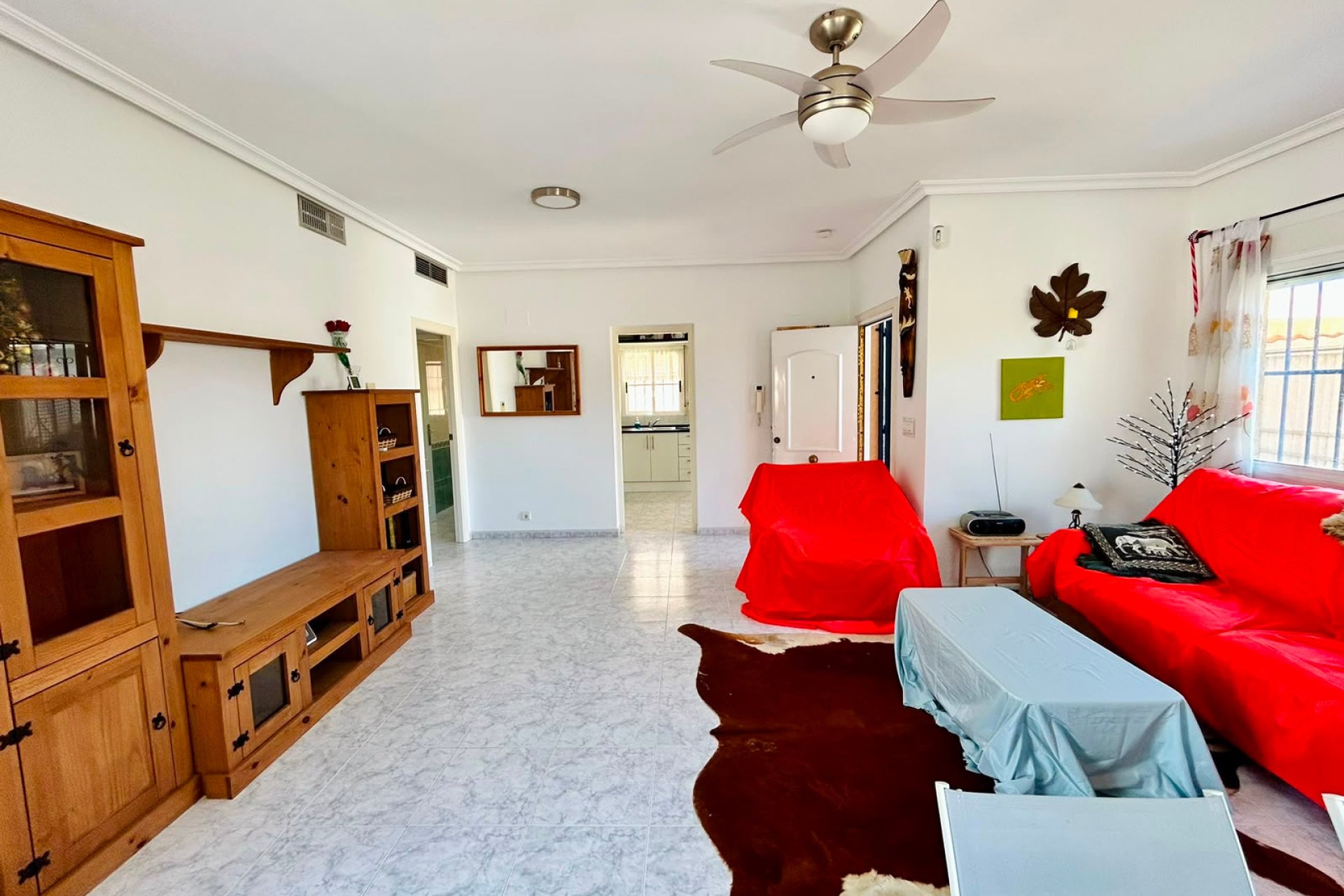 Resale - - VILLA - Torrevieja - Urbanización San Luis