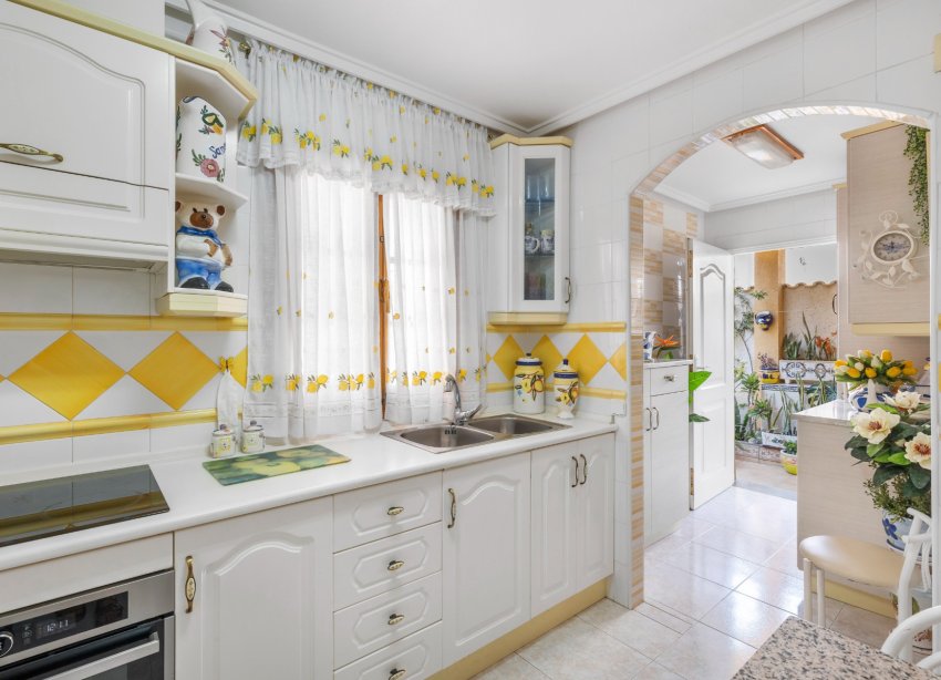 Resale - Villa - Torrevieja - Zona los Frutales