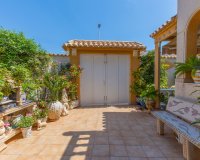 Resale - Villa - Torrevieja - Zona los Frutales