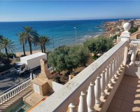 Resale - Villa - Torrevieja