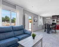 Resale - Villa - Torrevieja