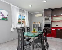 Resale - Villa - Torrevieja