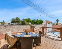 Resale - Villa - Torrevieja