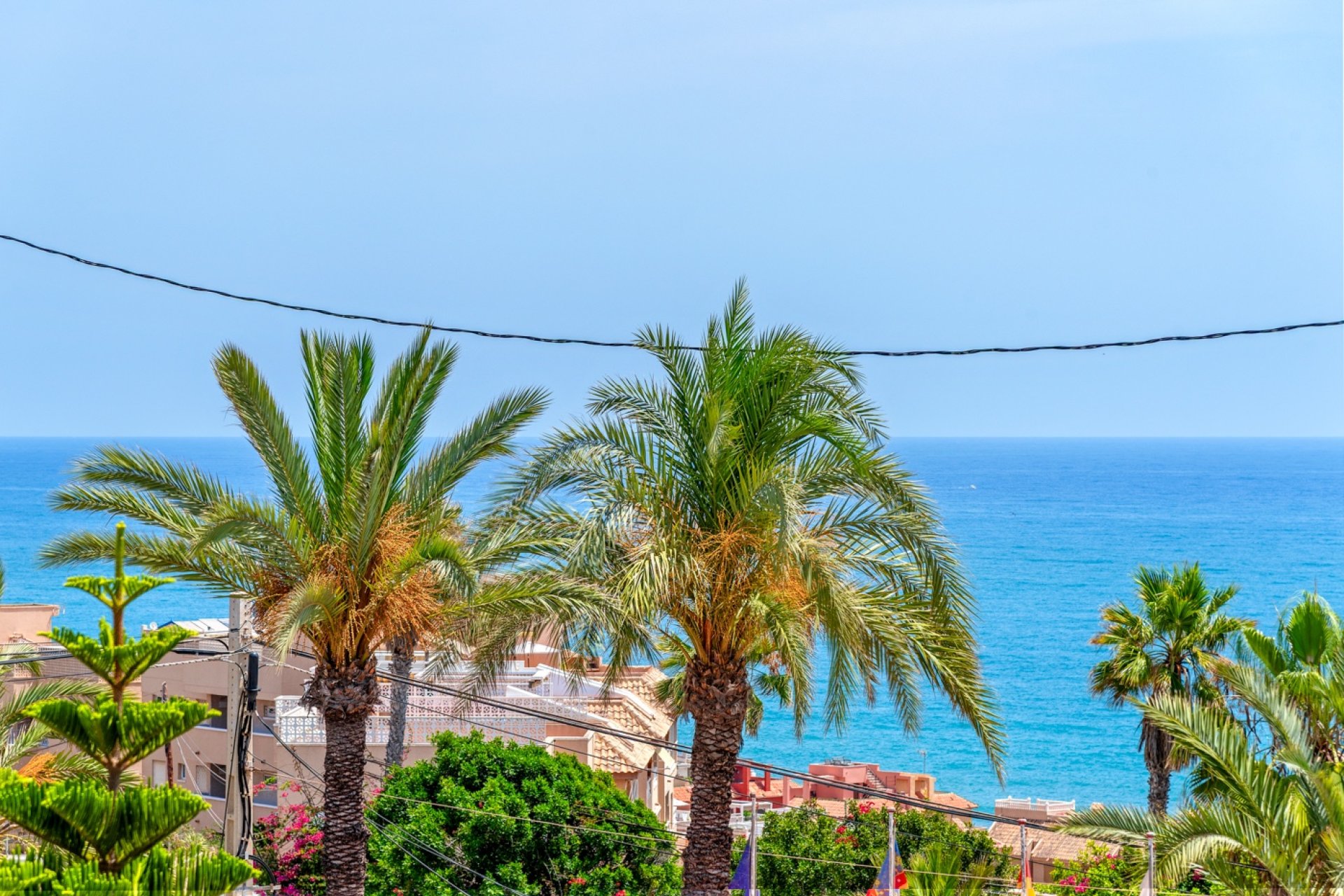 Resale - Villa - Torrevieja