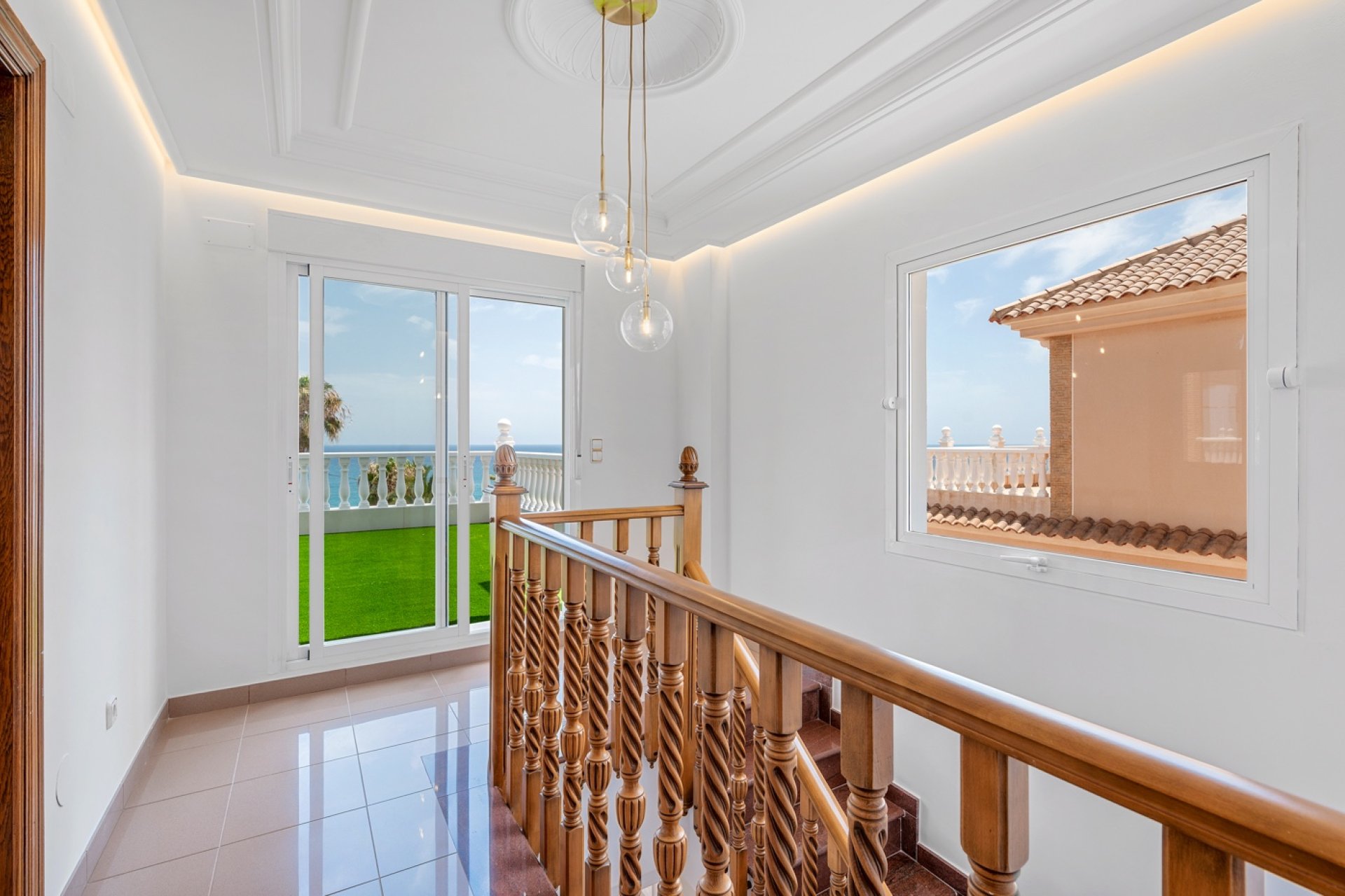 Resale - Villa - Torrevieja