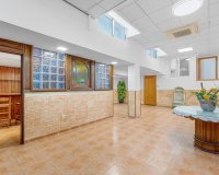 Resale - Villa - Torrevieja