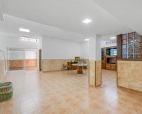 Resale - Villa - Torrevieja