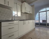 Resale - Villa - Torrevieja