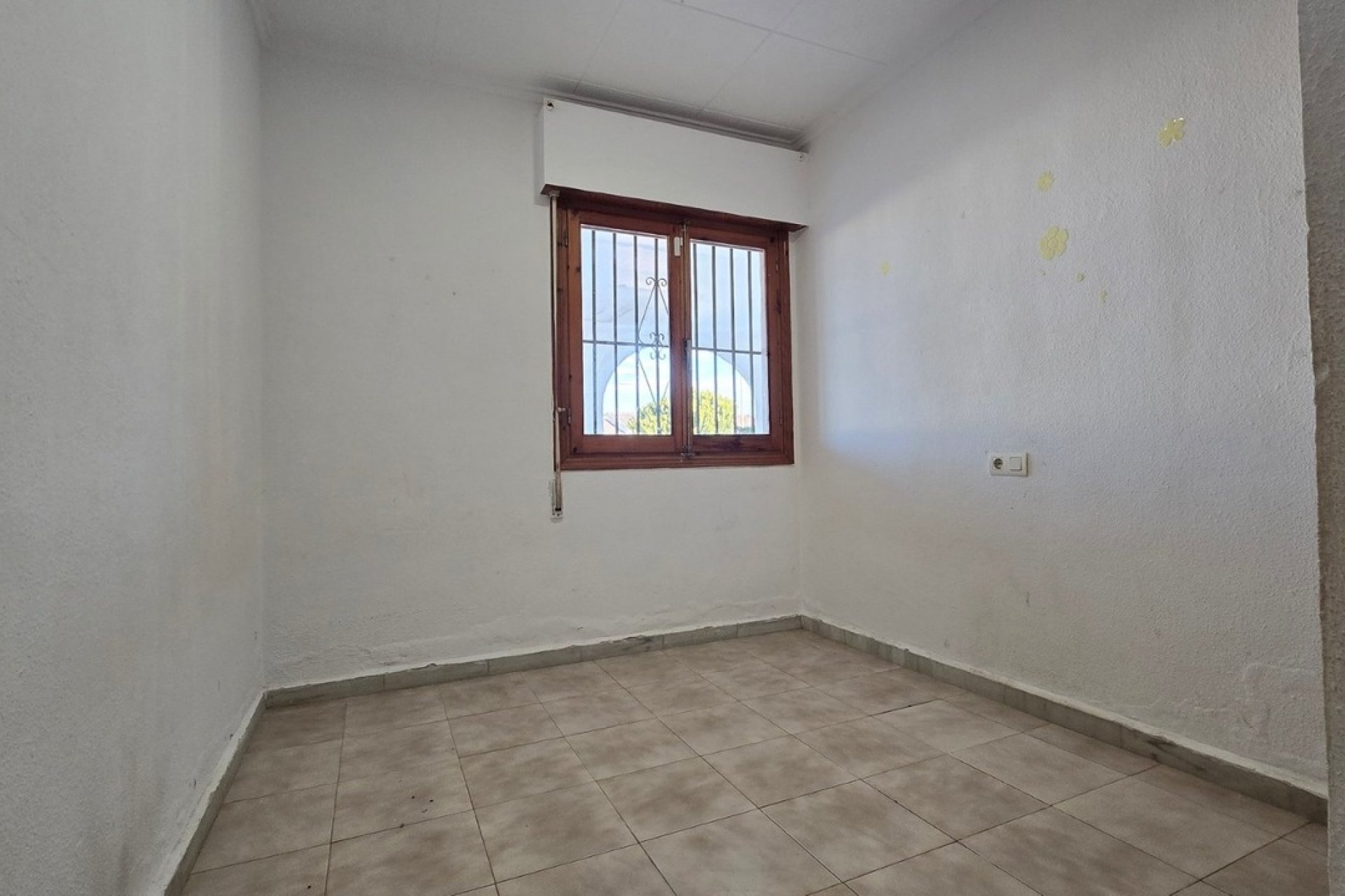 Resale - Villa - Torrevieja