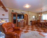 Resale - Villa - Villamartin