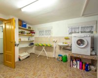 Resale - Villa - Villamartin