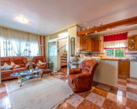 Resale - Villa - Villamartin