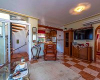 Resale - Villa - Villamartin