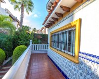 Resale - Villa - Villamartin