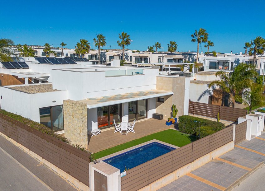 Resale - Villa - Vistabella Golf