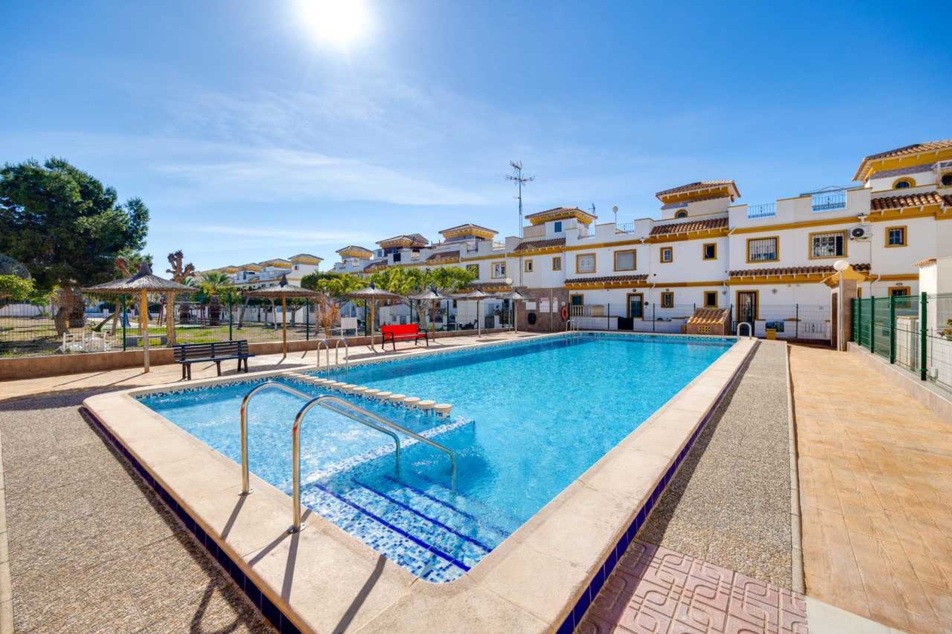 Reventa - Adosado - ﻿Torrevieja (Alicante) - Torrevieja