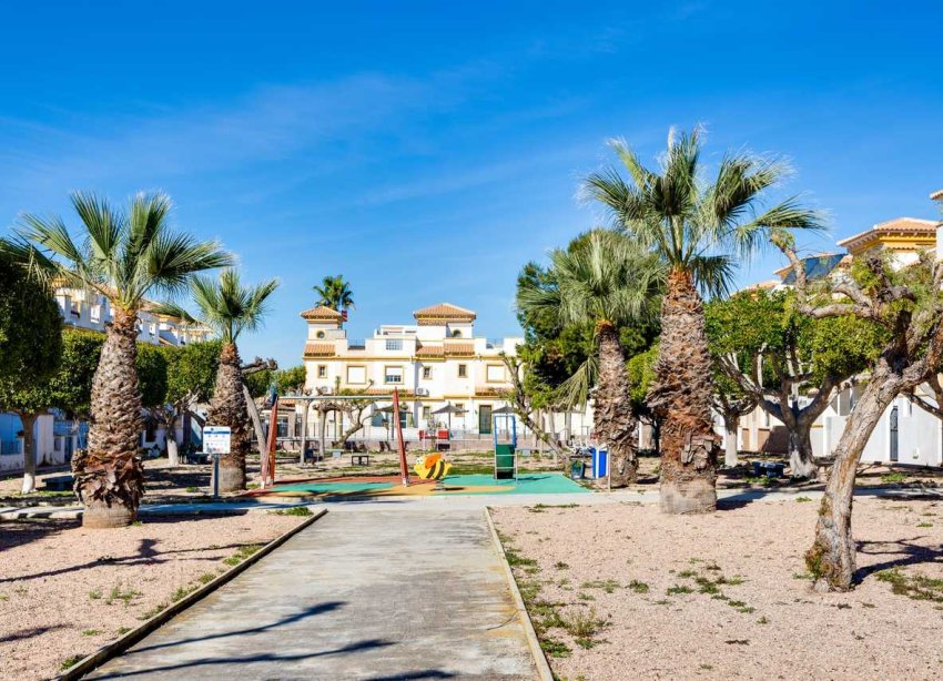 Reventa - Adosado - ﻿Torrevieja (Alicante) - Torrevieja