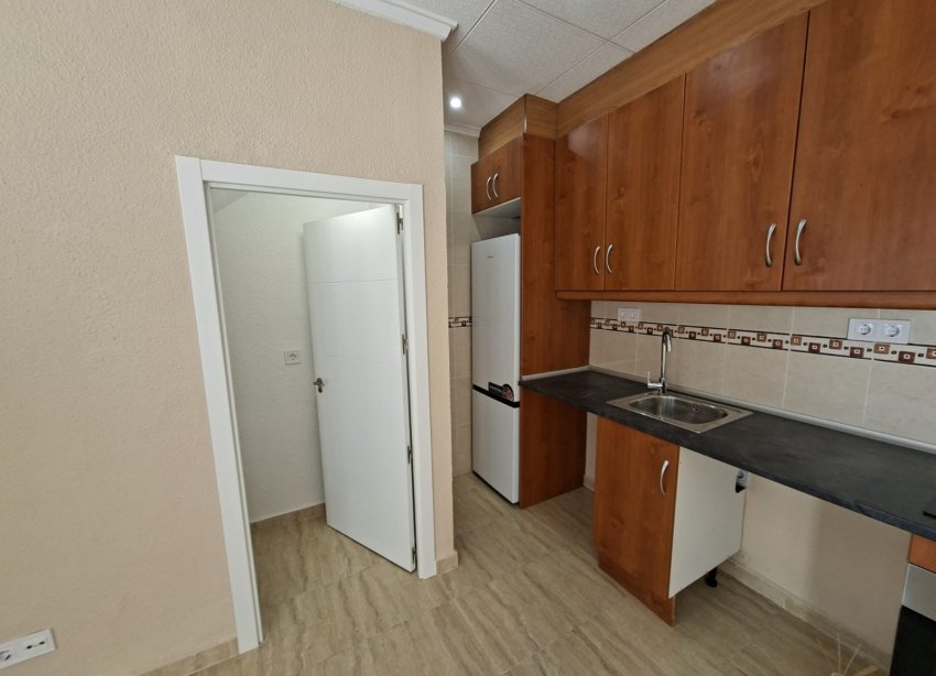 Reventa - Adosado - La Marina - La Marina - Urbanization