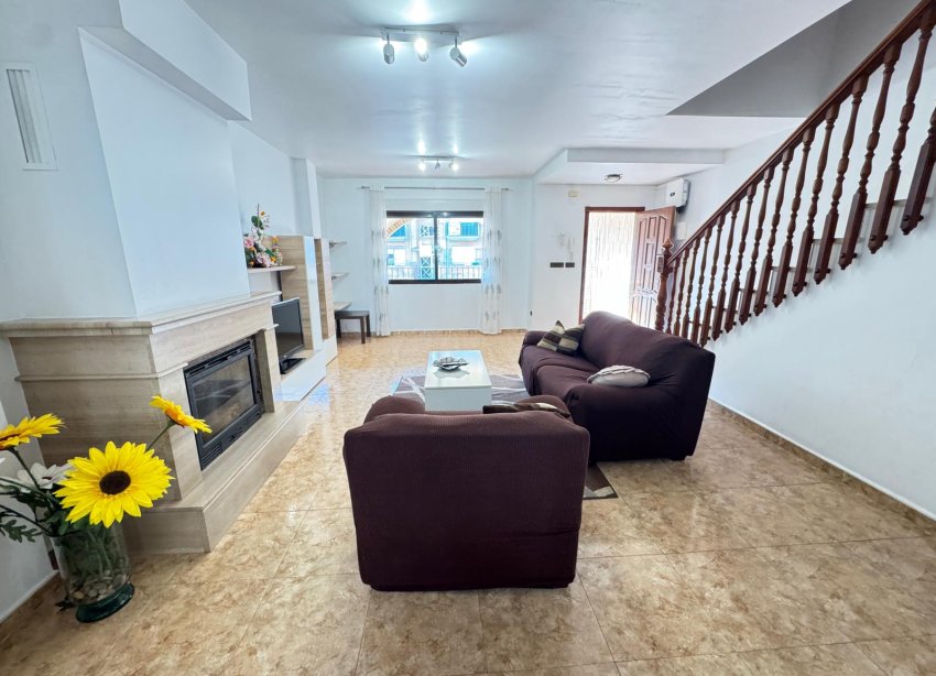 Reventa - Adosado - San Miguel de Salinas