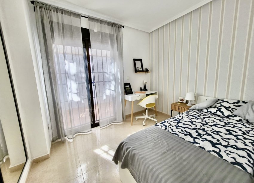 Reventa - Adosado - San Miguel de Salinas