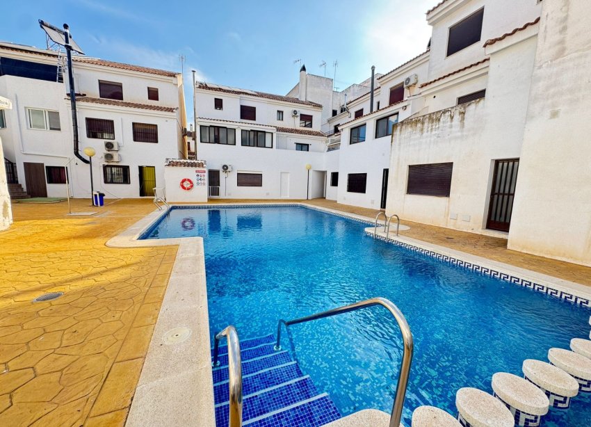 Reventa - Adosado - San Miguel de Salinas