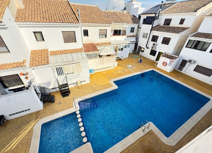 Reventa - Adosado - San Miguel de Salinas