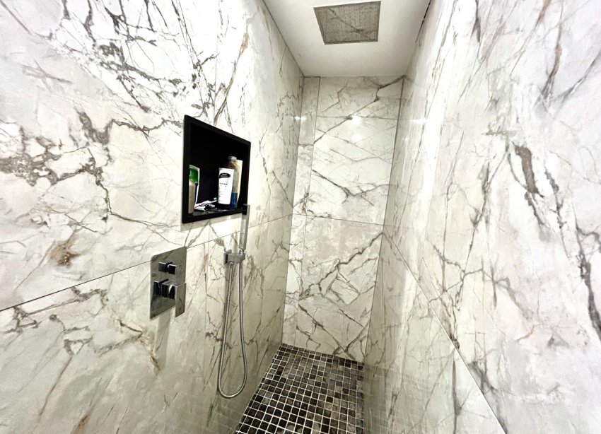 Reventa - Adosado - San Miguel de Salinas