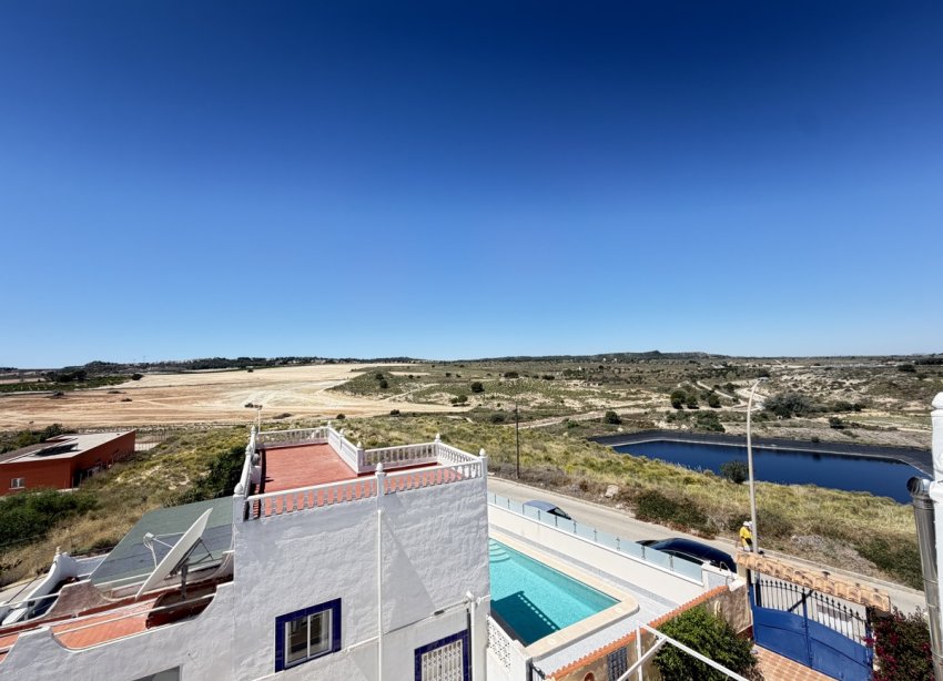 Reventa - Adosado - San Miguel de Salinas