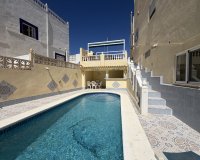 Reventa - Adosado - San Miguel de Salinas