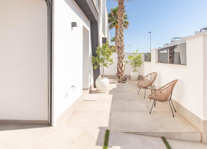 Reventa - Adosado - Santiago de la Ribera - zona san blas